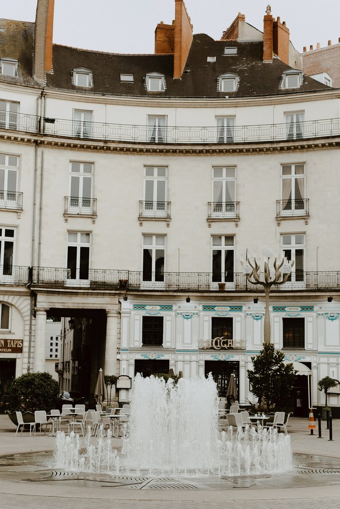 Couple place graslin mariage Nantes