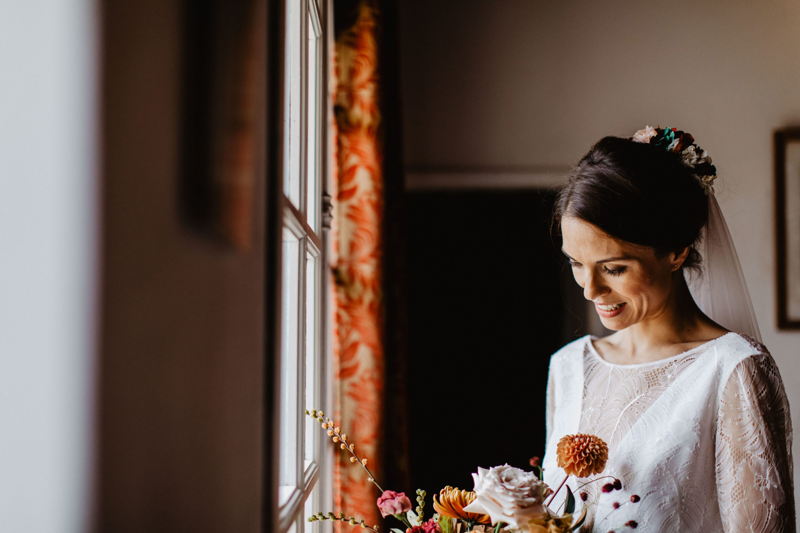 mariage automnal pays de la loire coiffure mariée fleurs