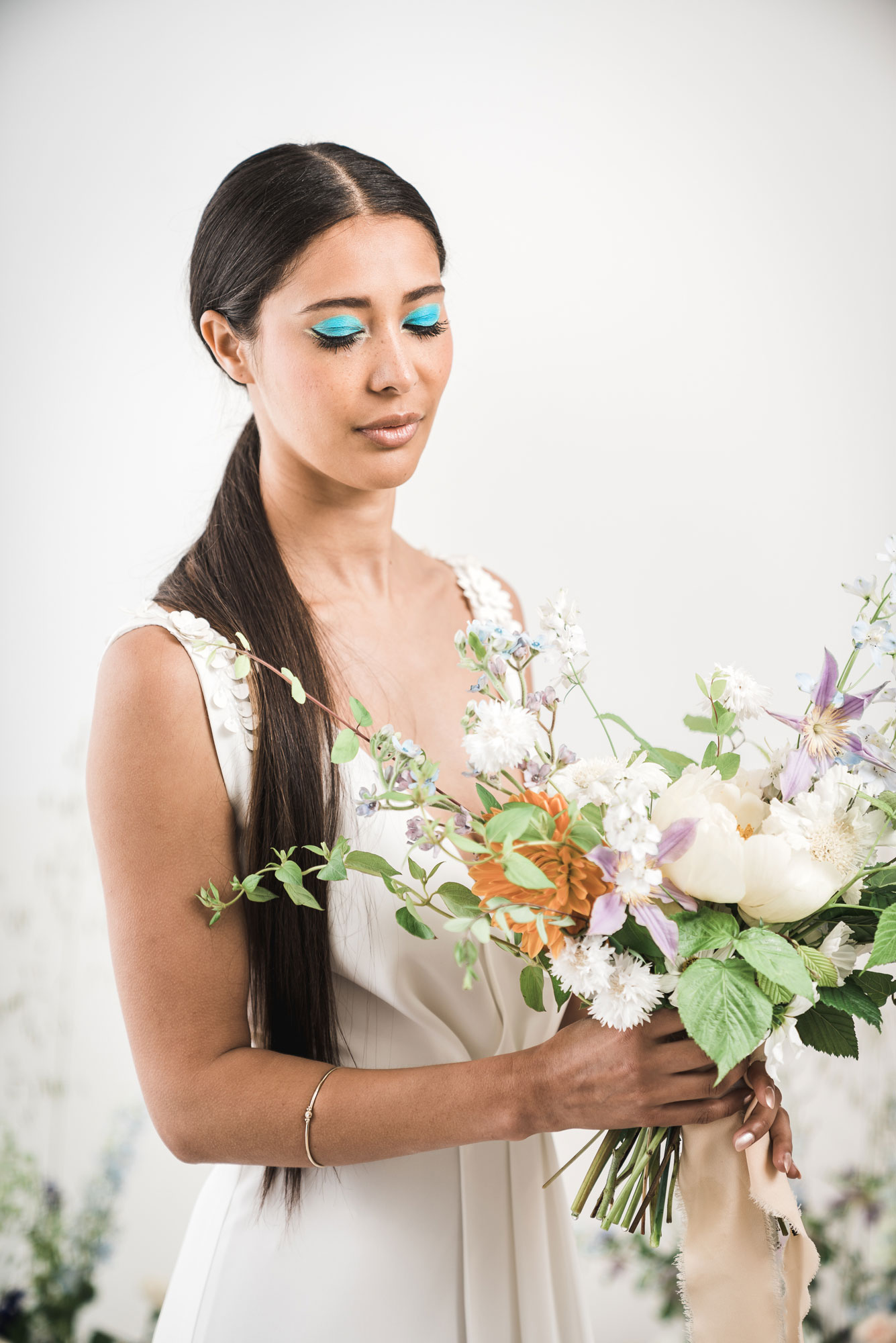 bouquet de mariee sauvage moderne pastels