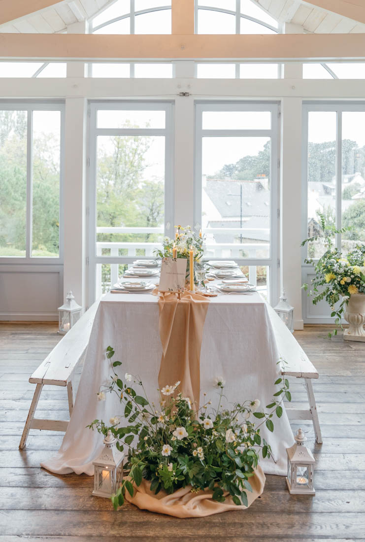 table colore jaune mariage bretagne