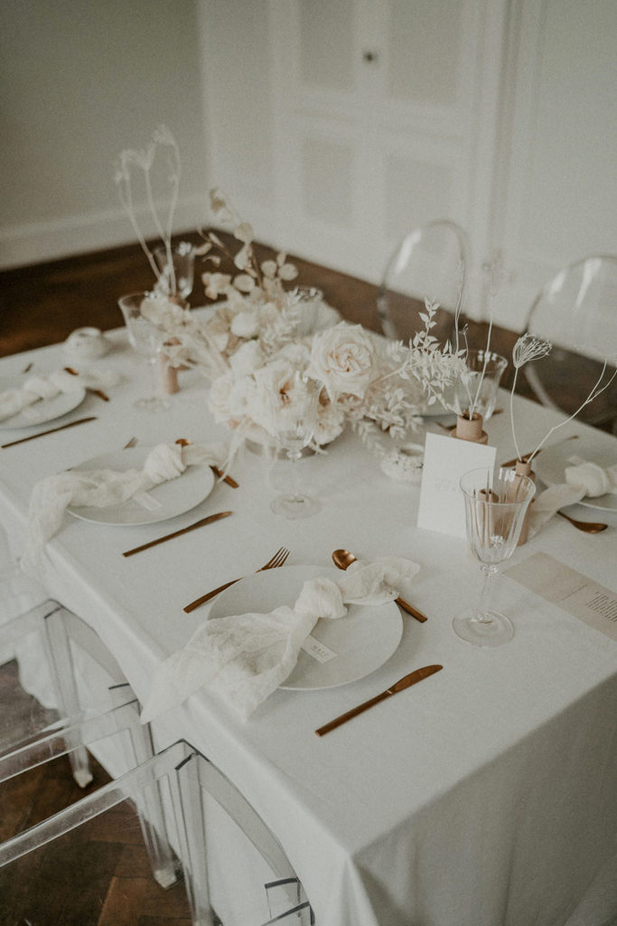 table invites repas mariage blanc