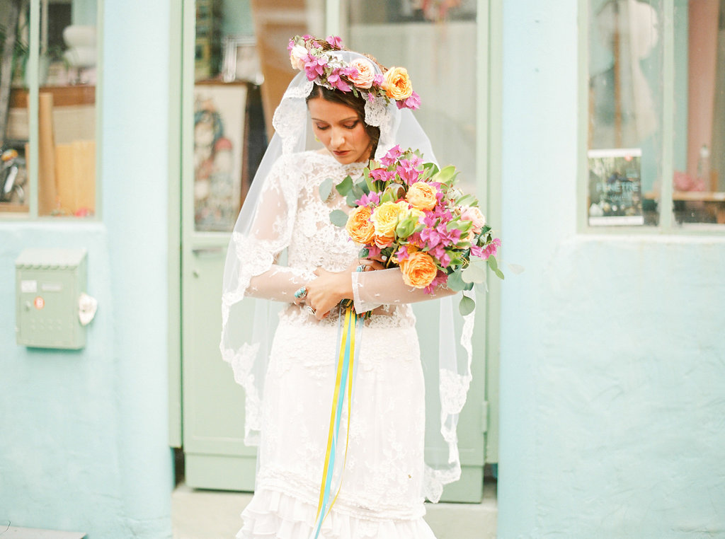 mariage ambiance amerique latine robe de mariee bouquet de mariee