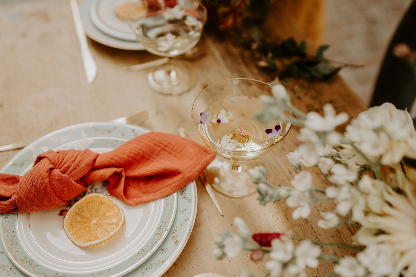 details vaiselle table des invites mariage dolce vita