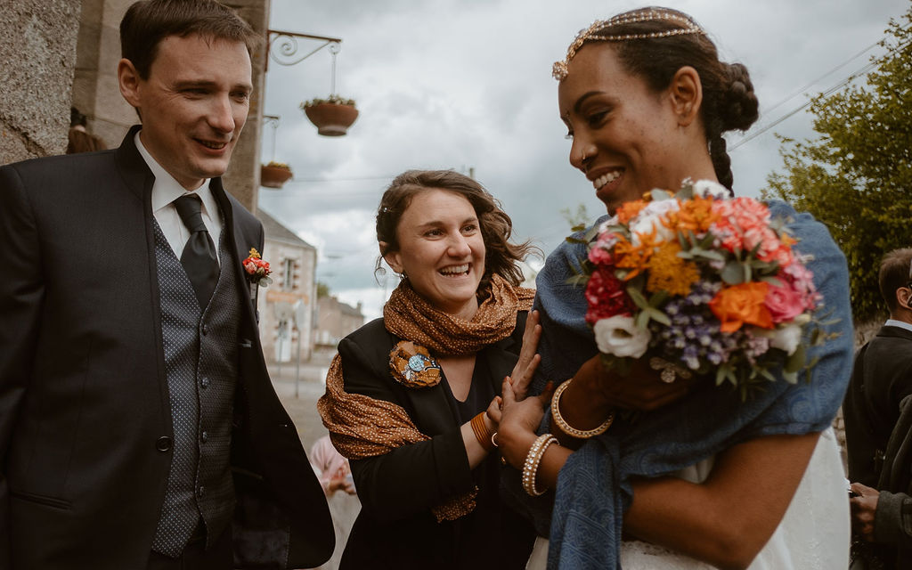 maries bouquet de fleurs bijoux boutonnieres