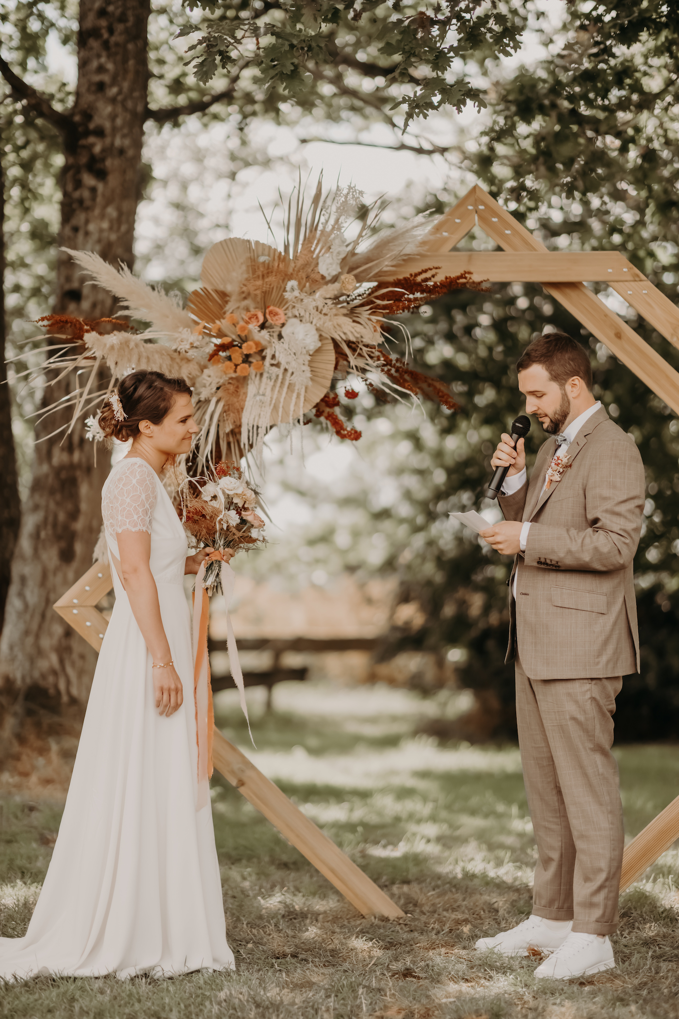 mariage boheme arche originale ceremonie