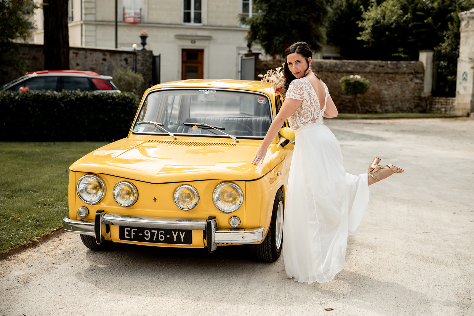 location voiture vintage robe de mariee bouquet mariage naturel mayenne echologia