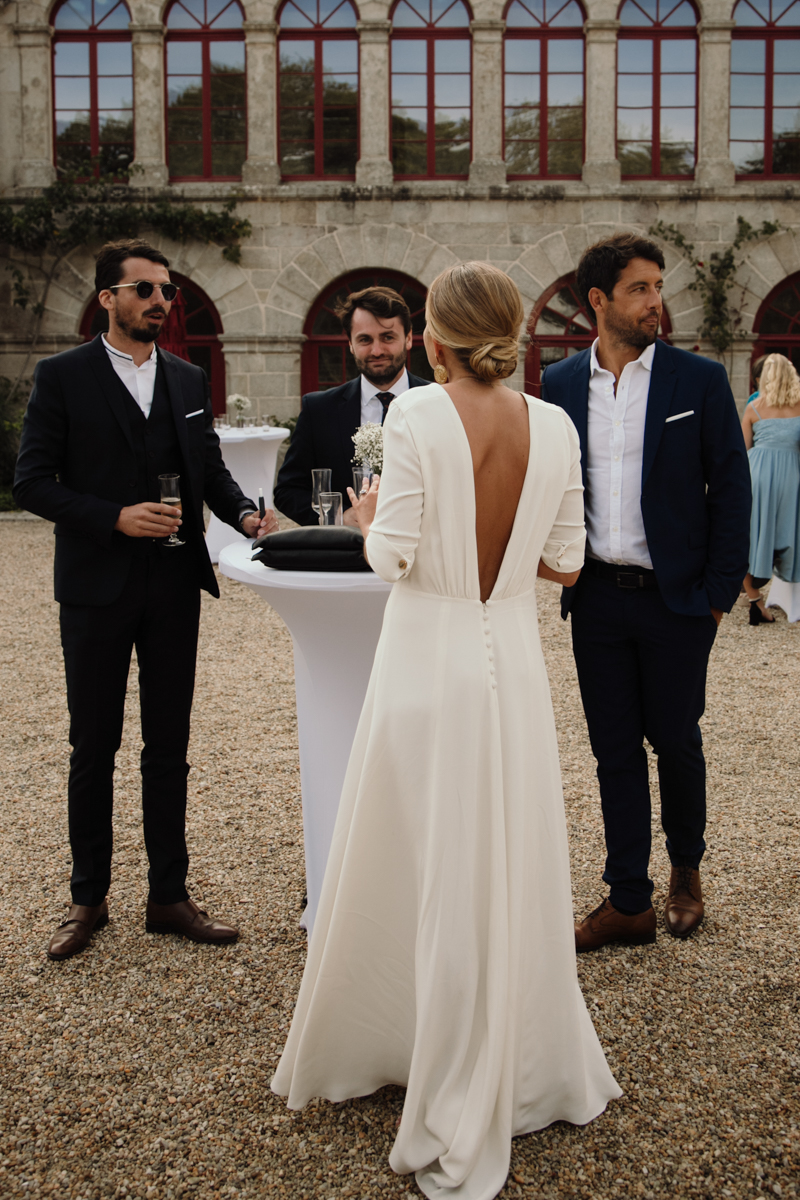 robe de mariee sur mesure dos nu lieu de recpetion la baule mariage chic elegant