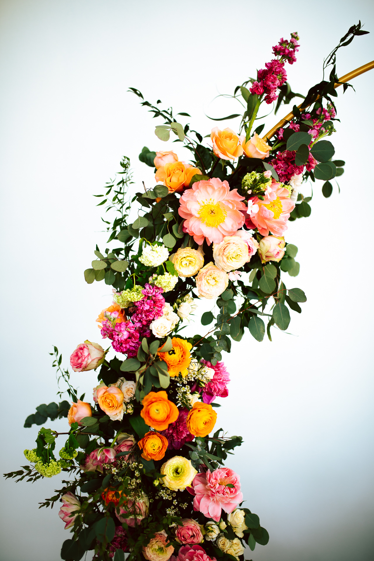 arche floral decoration mariage vintage colore shooting dinspiration bridgerton rennes