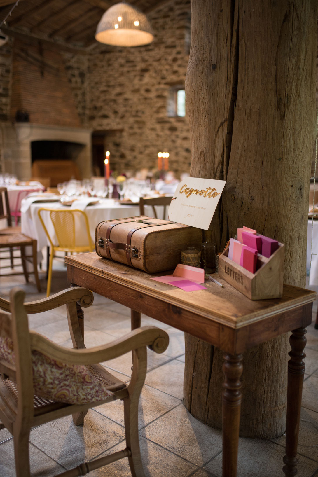 mariage colore gypsy lieu de reception domaine du moulin neuf cagnotte decoration vintage decoratrice maine et loire pays de la loire