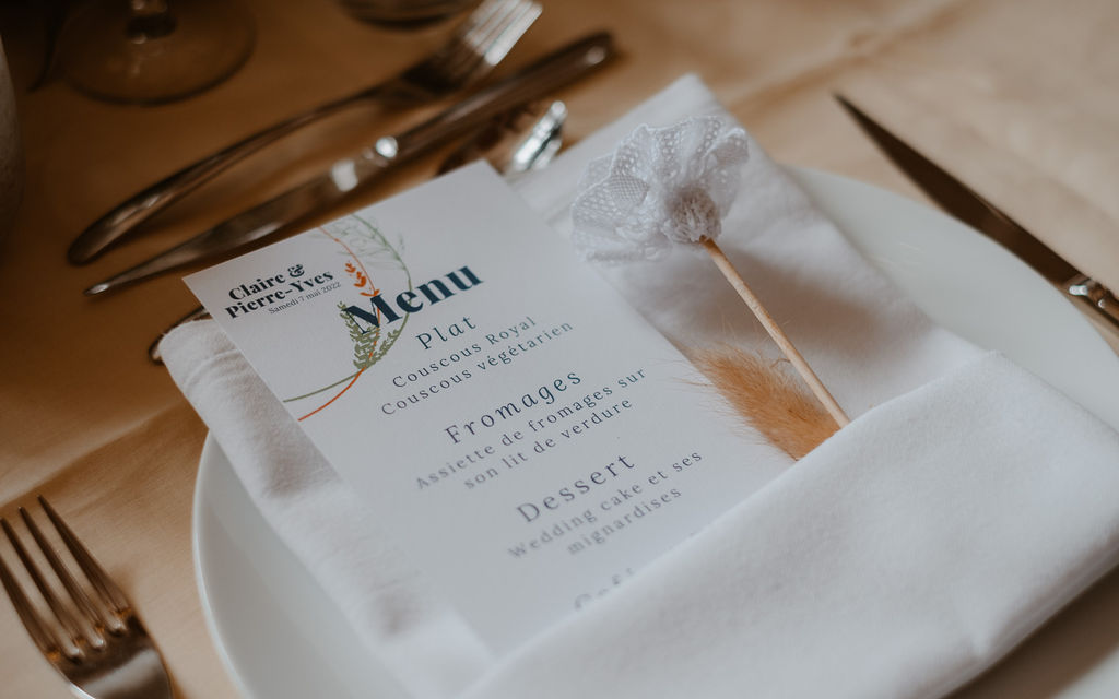mariage boheme chic menu papeterie vaisselle decoration de table decoratrice loire atlantique