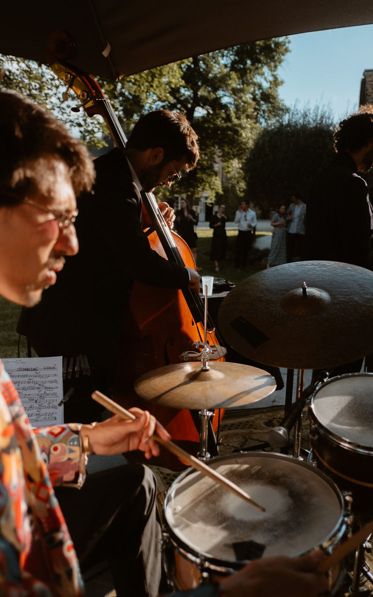mariage boheme chic musiciens groupe de musique manoir de la jahotiere loire atlantique