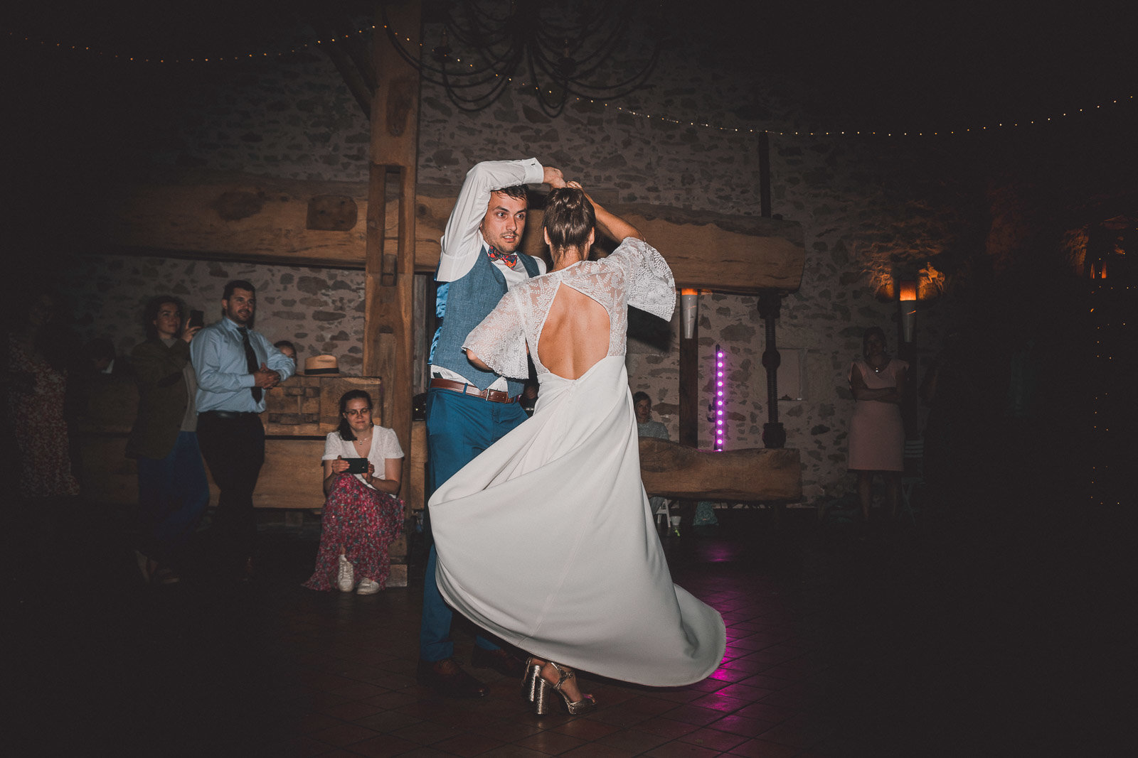 mariage colore chateau de la rousseliere dj ambiance musicale musiciens loire atlantique