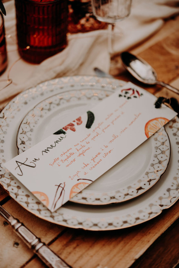 shooting dinspiration mariage zero dechet minimalisme pays de la loire papeterie menu decoration de table vaisselle vintage