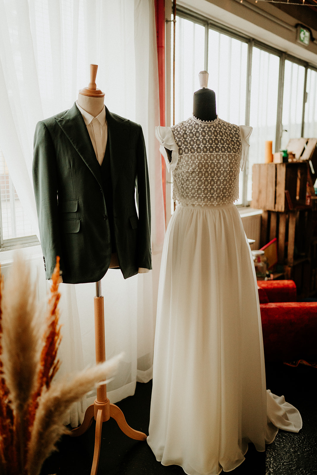 salon mariage nantes silvene hedon creatrice de robes de mariee costumes de marie sur mesure