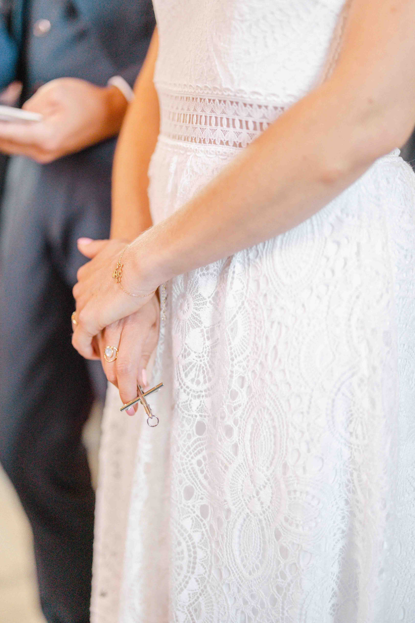 mariage colore chic ceremonie religieuse eglise