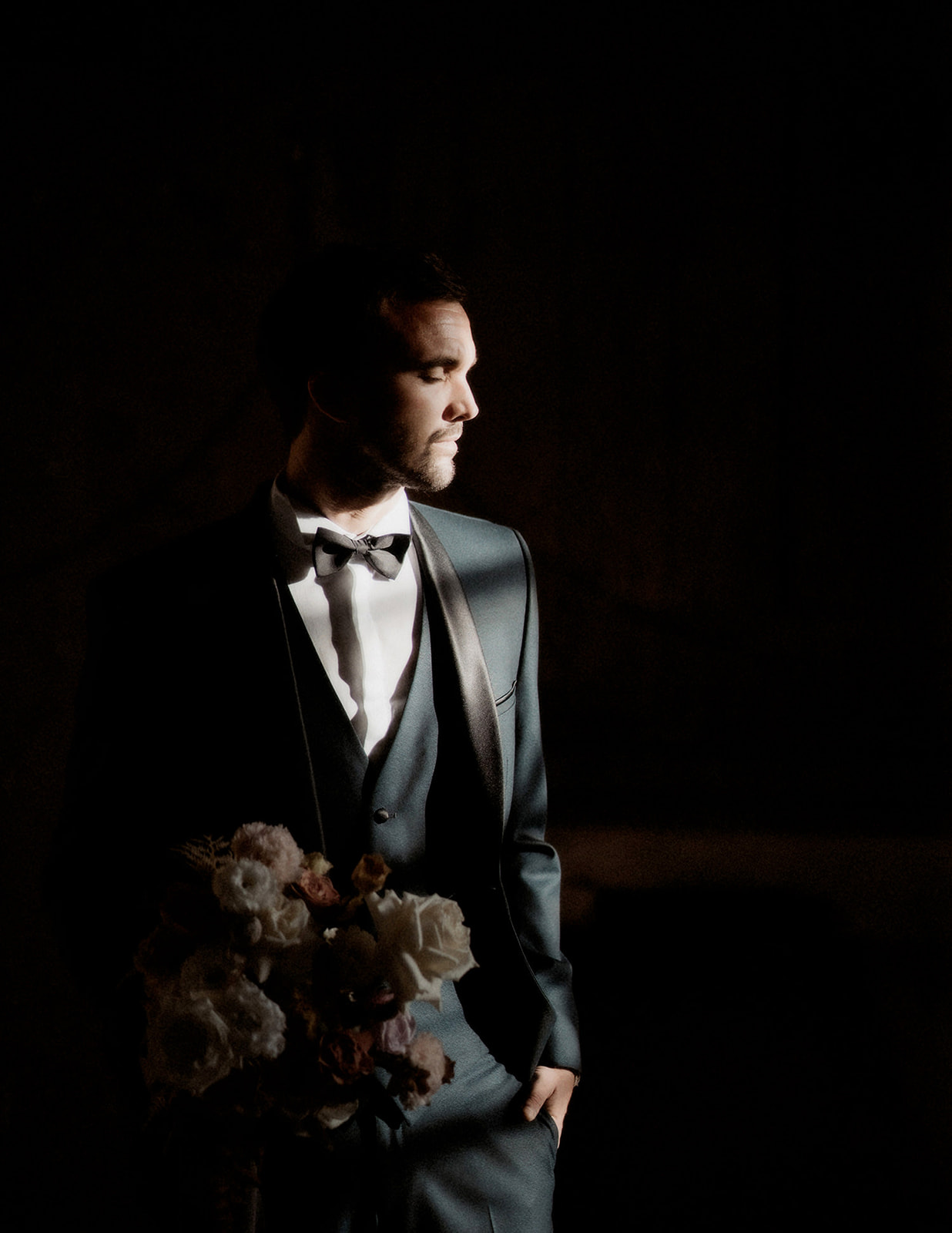 mariage intemporel costume trois pieces de marie