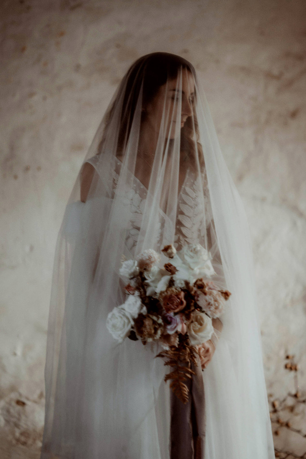 robe de mariee legere voile tulle couturiere