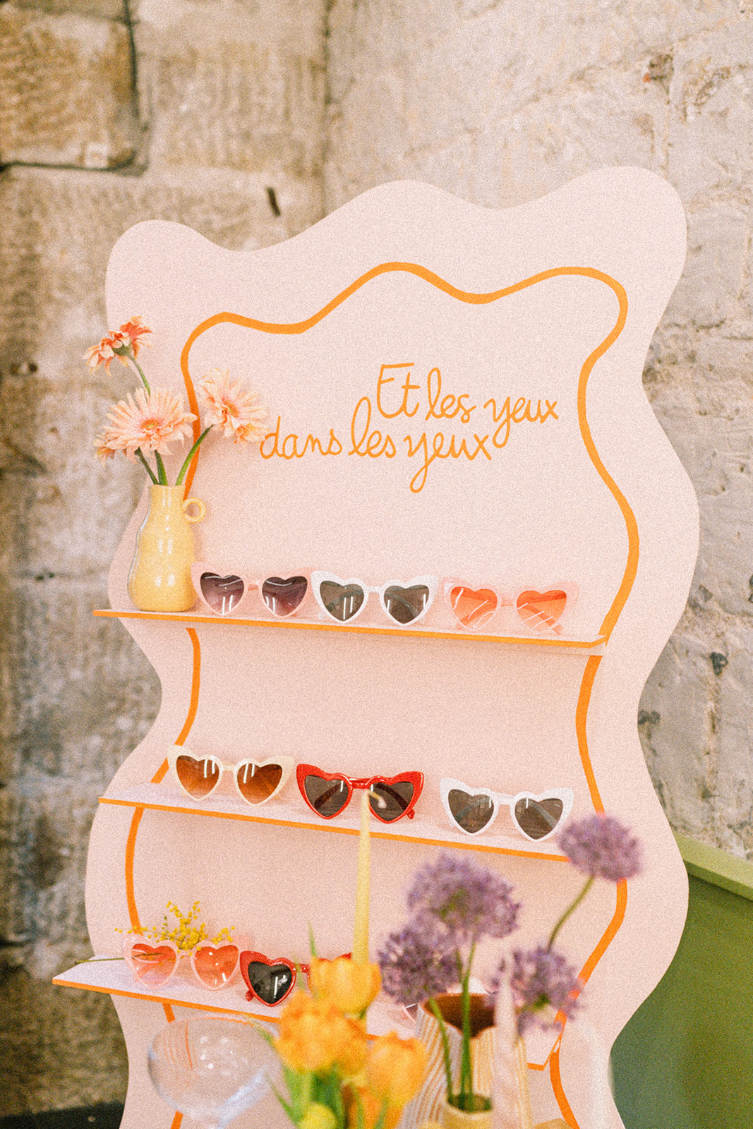 decoration vintage annees 70 mariage colore