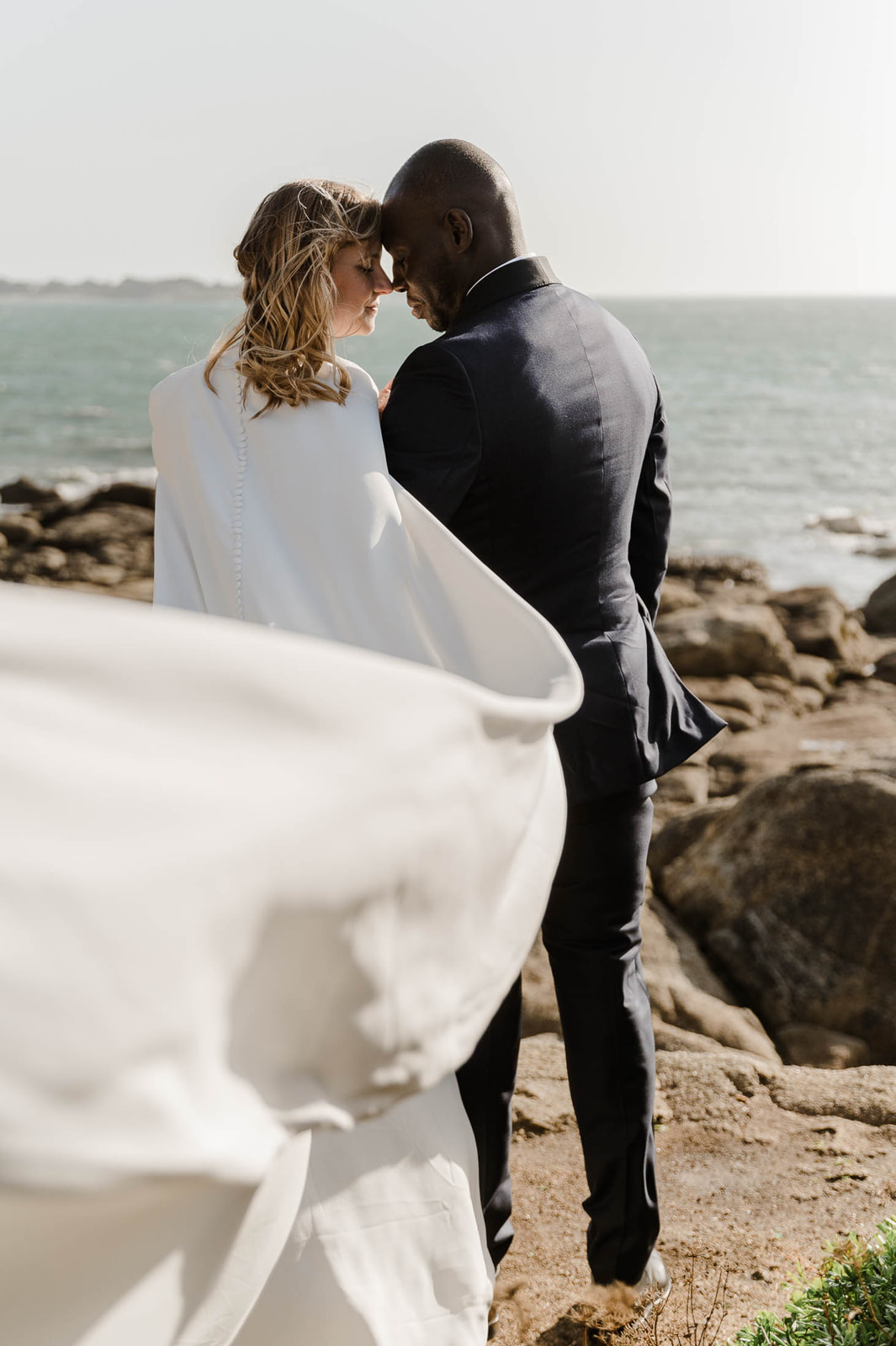 mariage mixte afro robe de mariee traine xxl