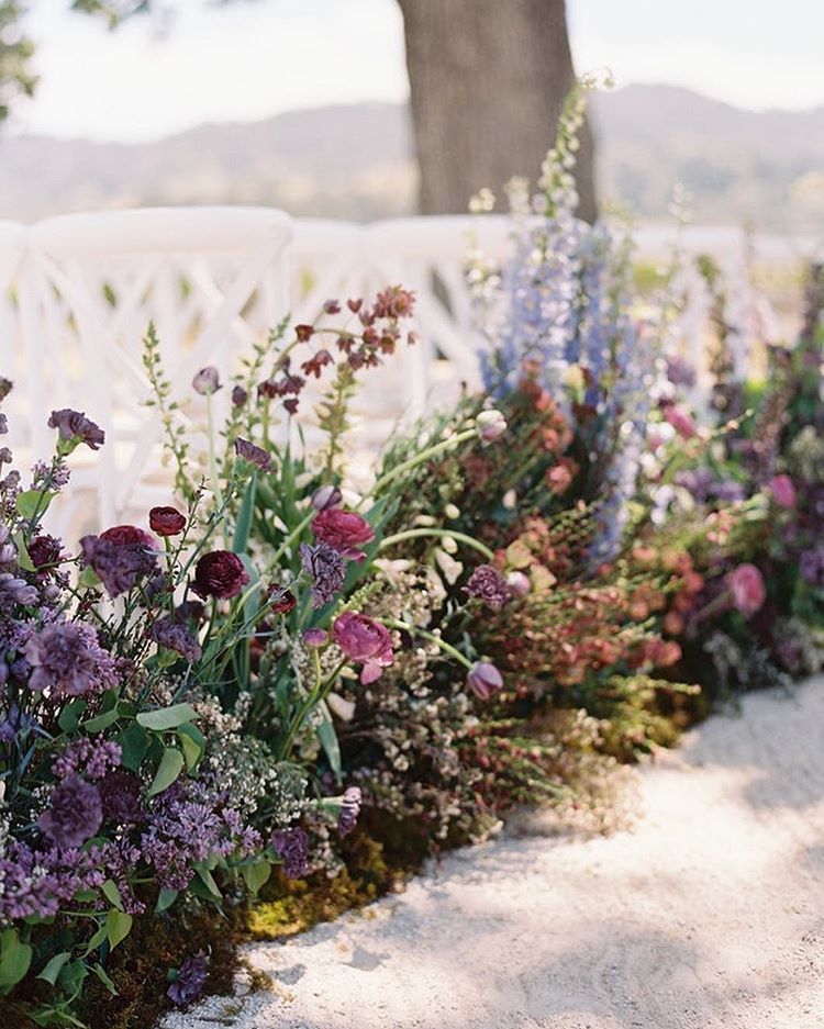 decor floral allee de ceremonie laique mariage