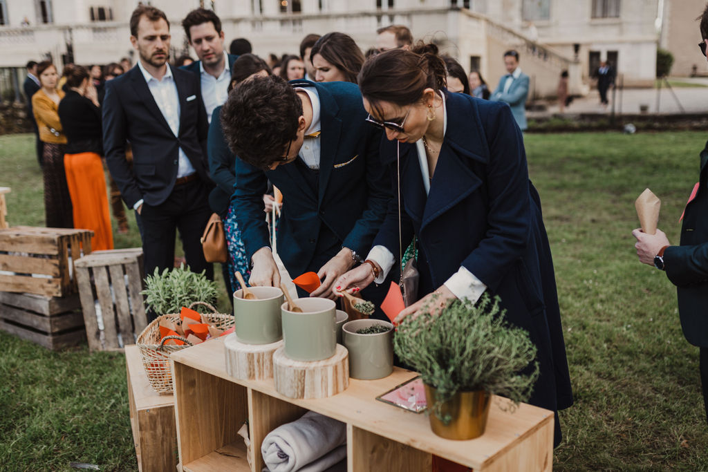 bar a aromates confettis de mariage biodegradables