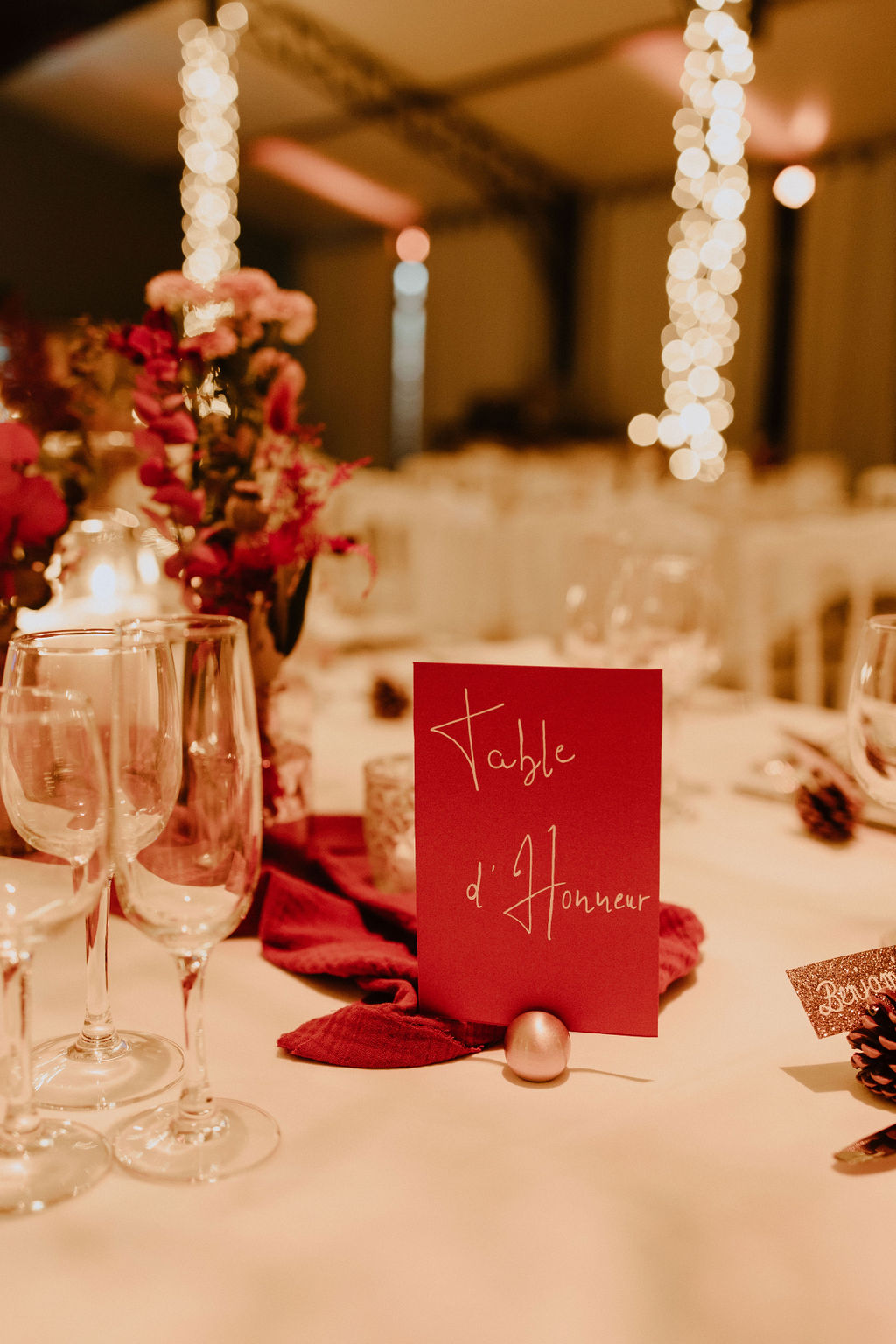 decoration de table automnale mariage bordeaux