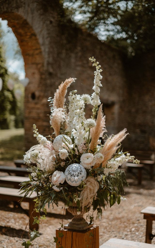 composition florale mariage boheme