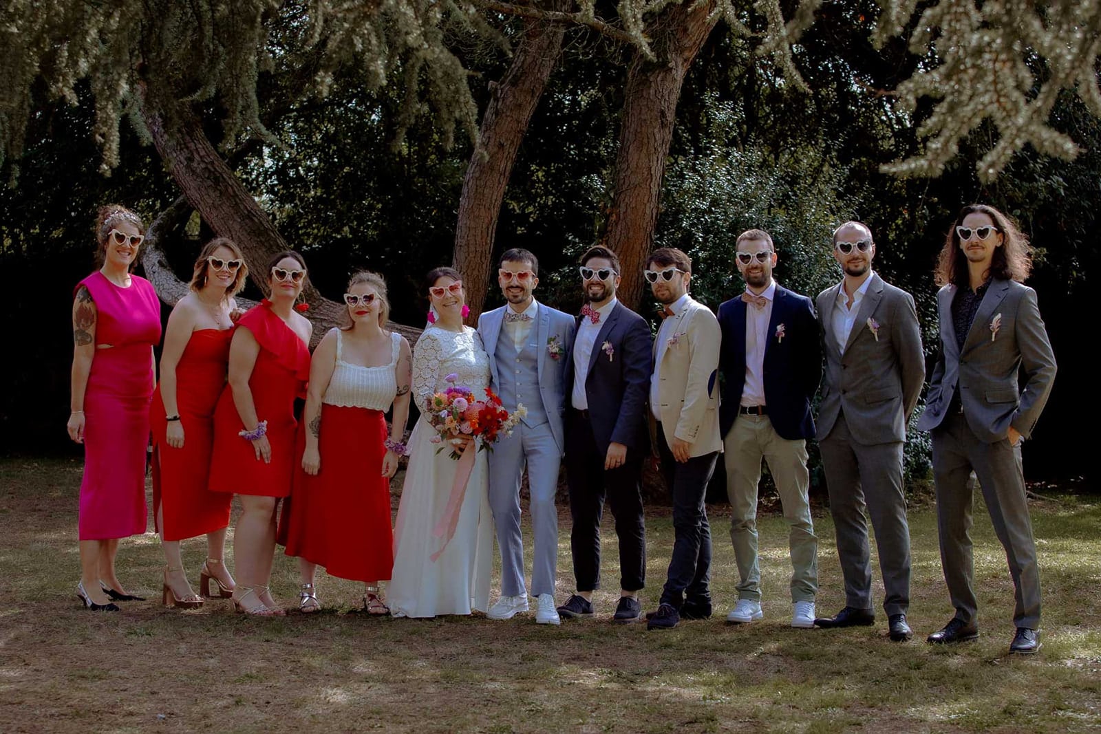tenue demoiselle garcon dhonneur mariage colore