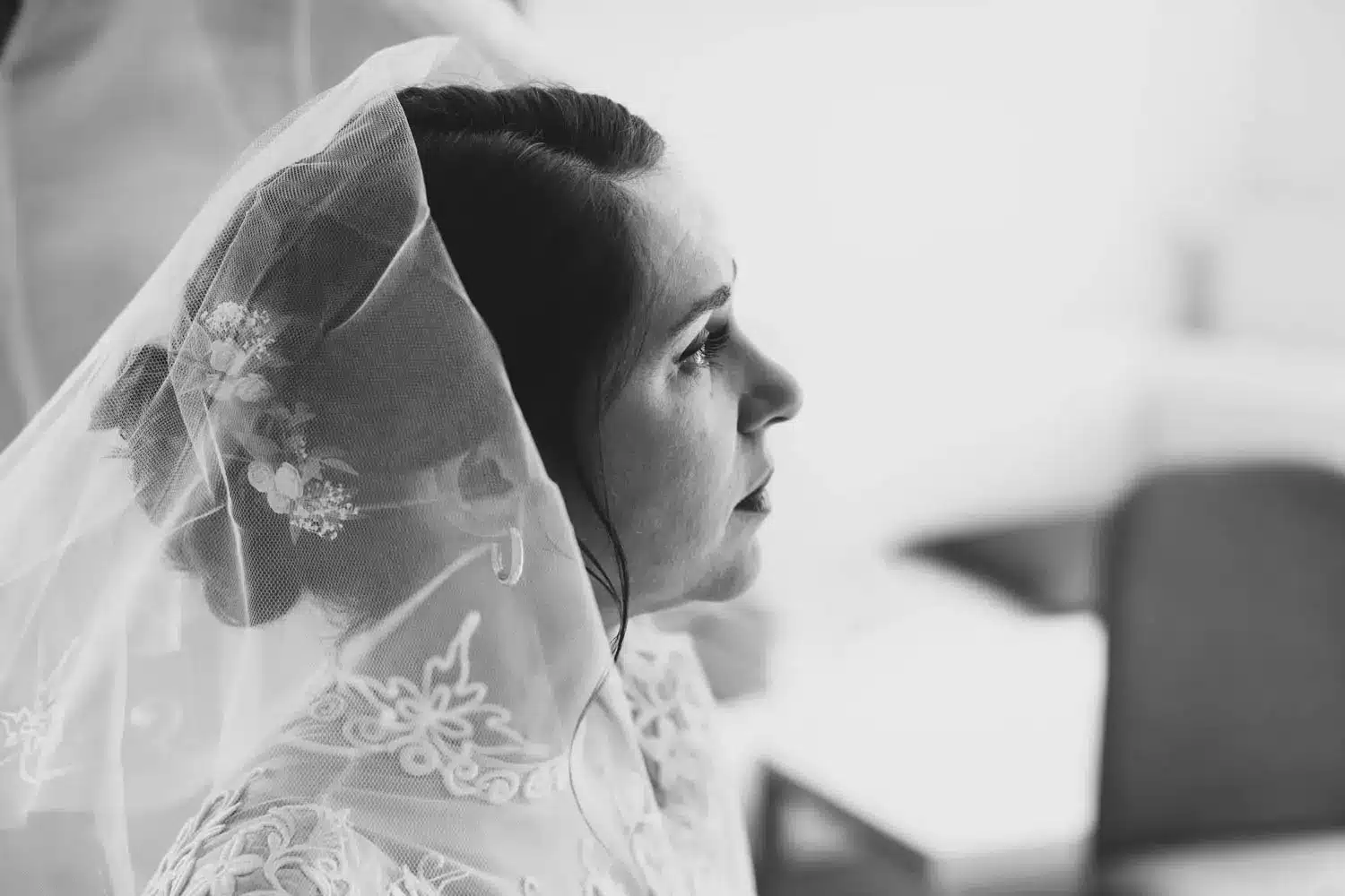 mariage chic voile de mariee brode
