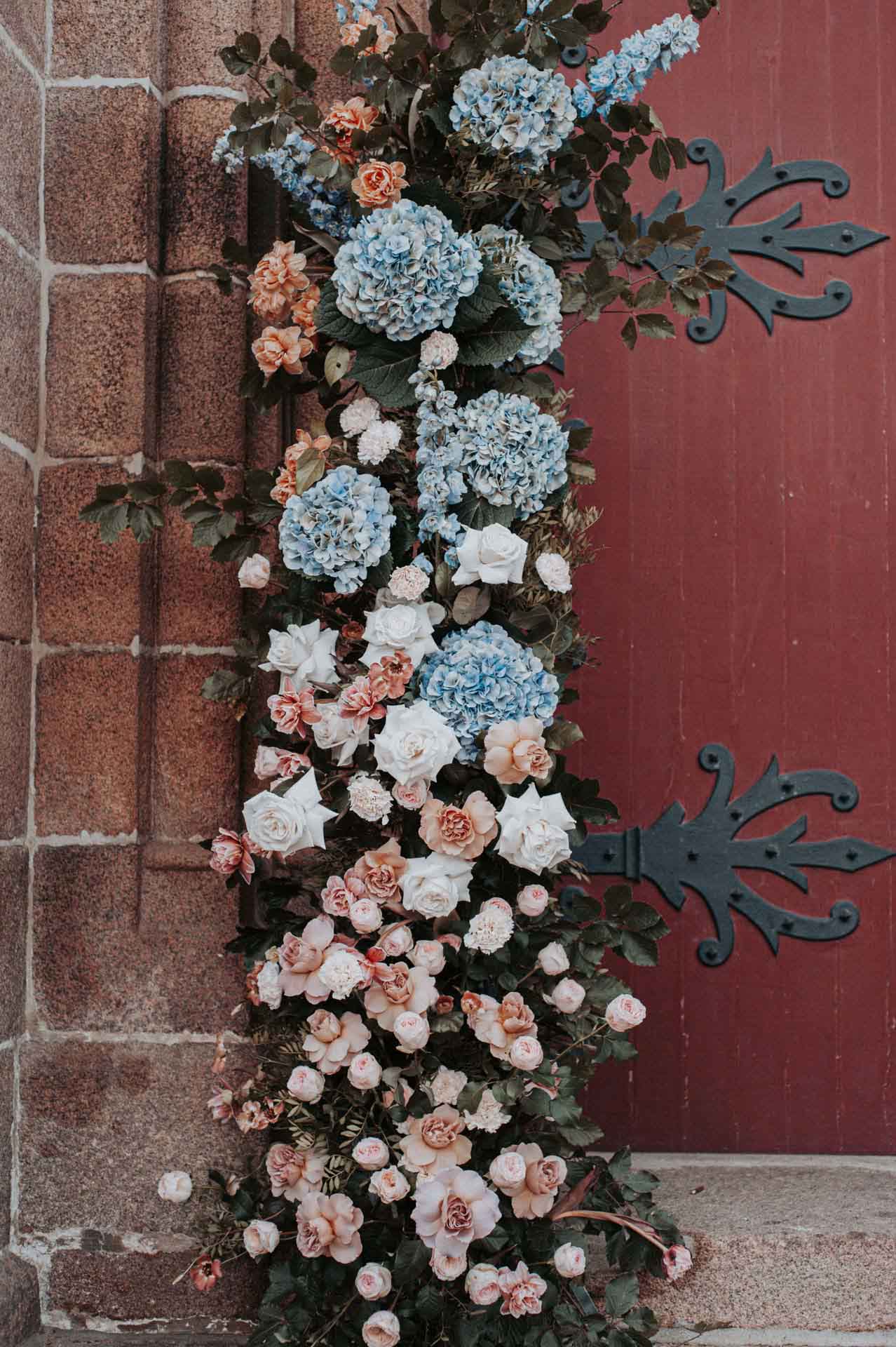 decoration fleurs eglise mariage anjou