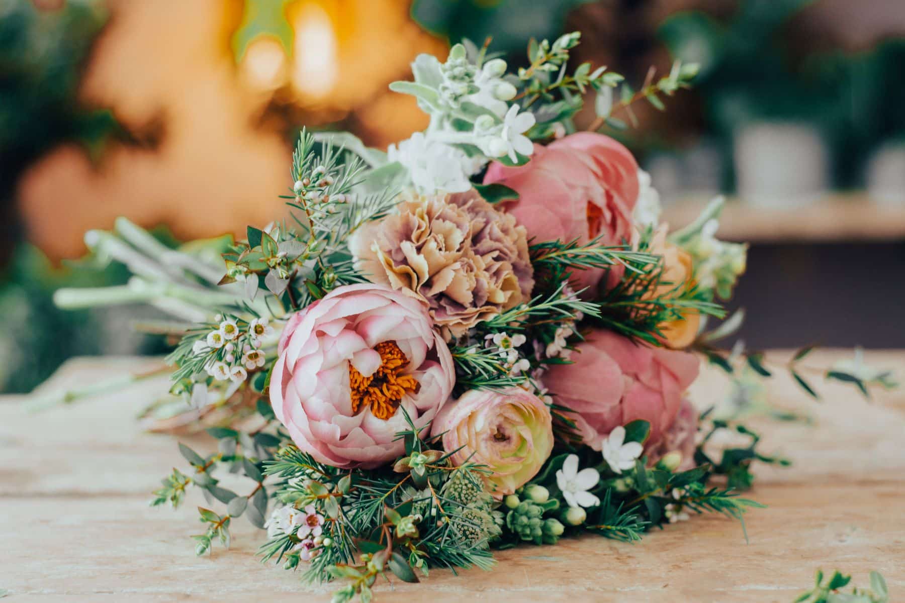 bouquet de fleurs rose mariage printemps angers