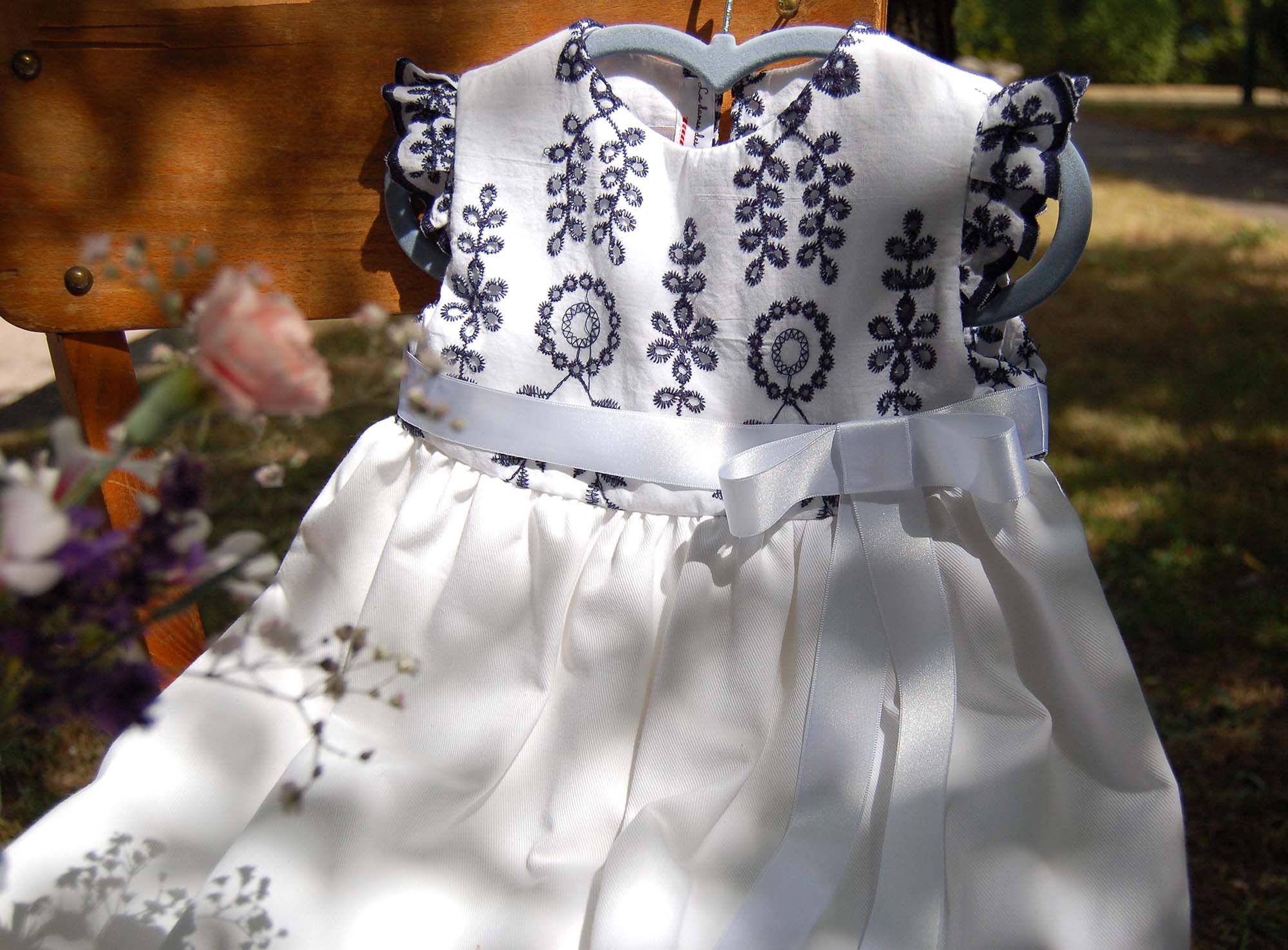 tenue enfant mariage Broderie anglaise