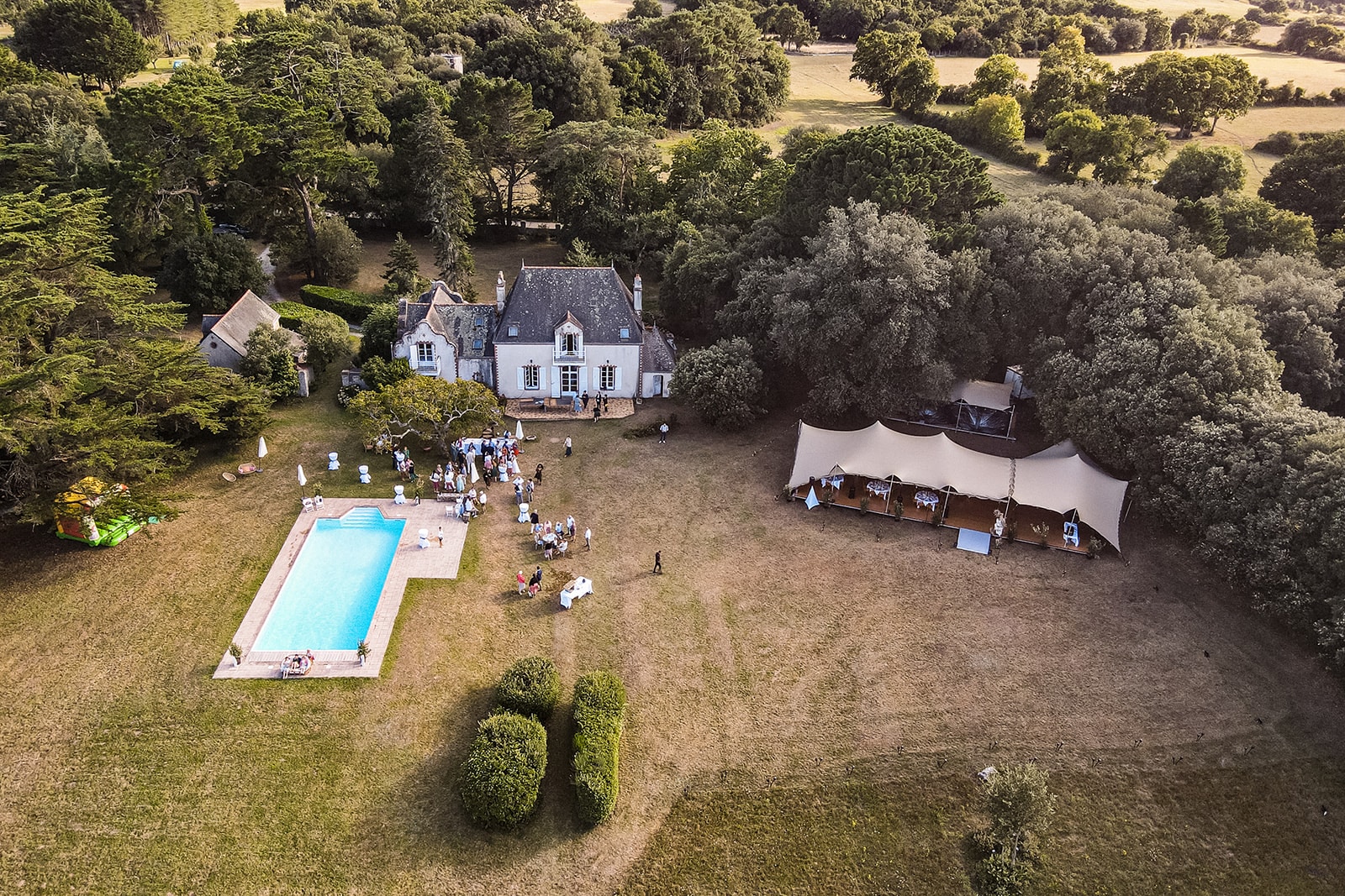 location tente berbère mariage bretagne