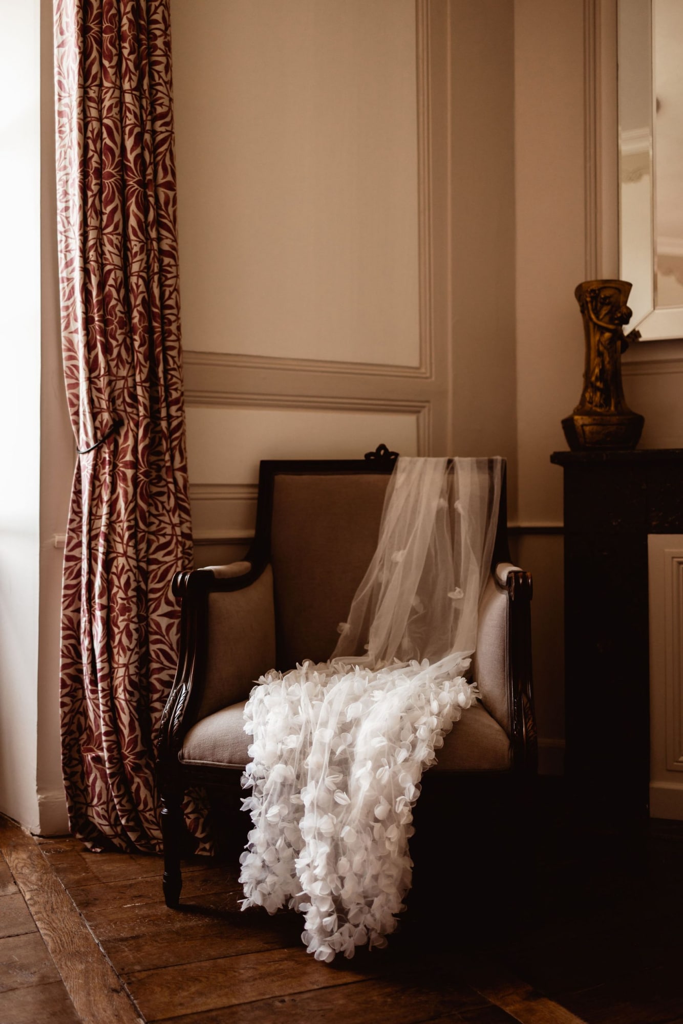 voile de mariee personnalise fleuri