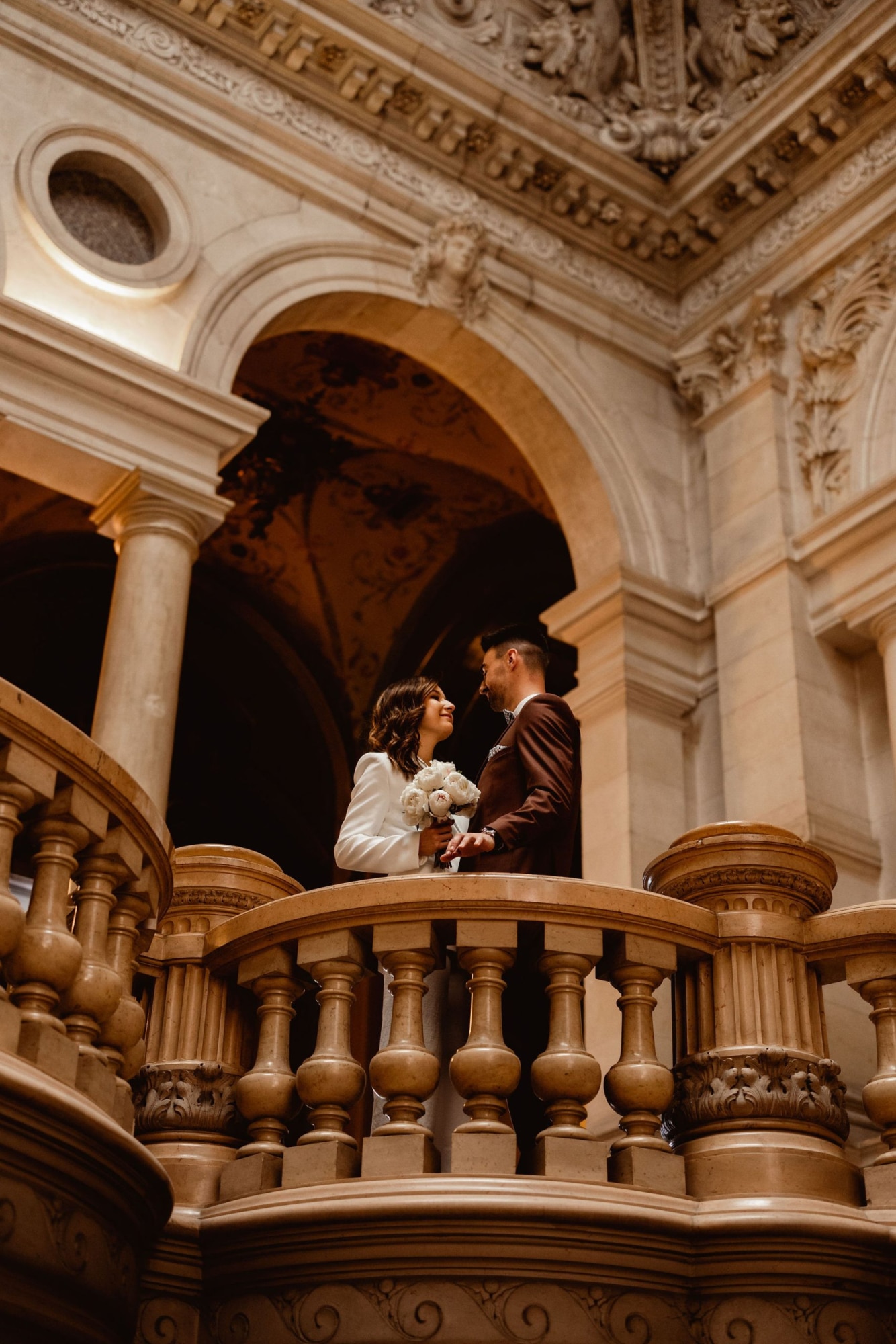 photo de couple architecturale artistique