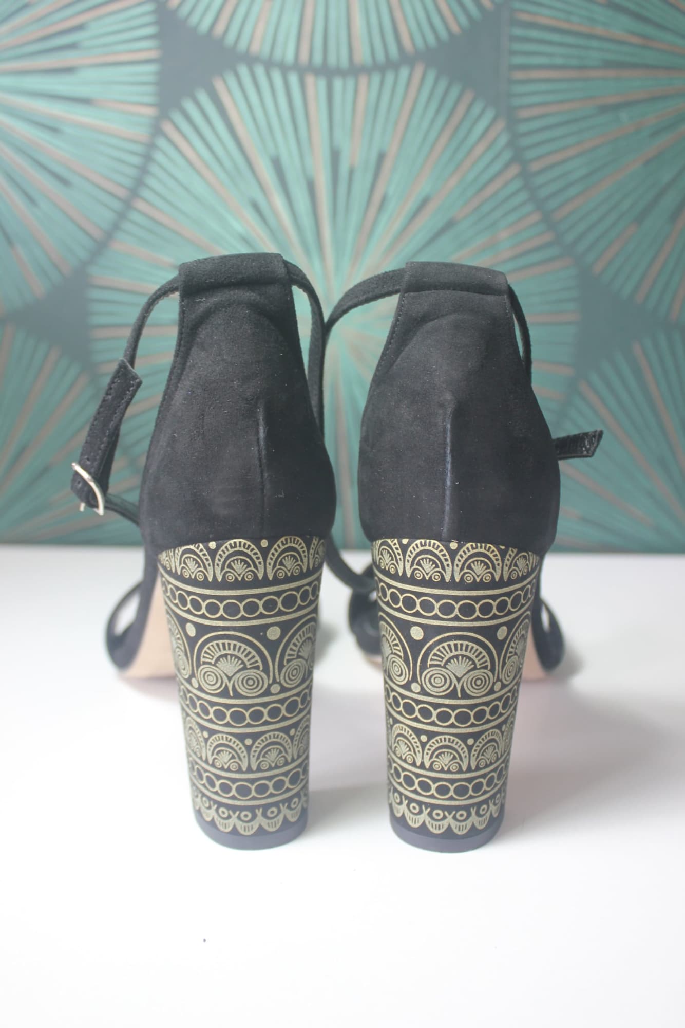 chaussures a talons brodes personnalises mariage
