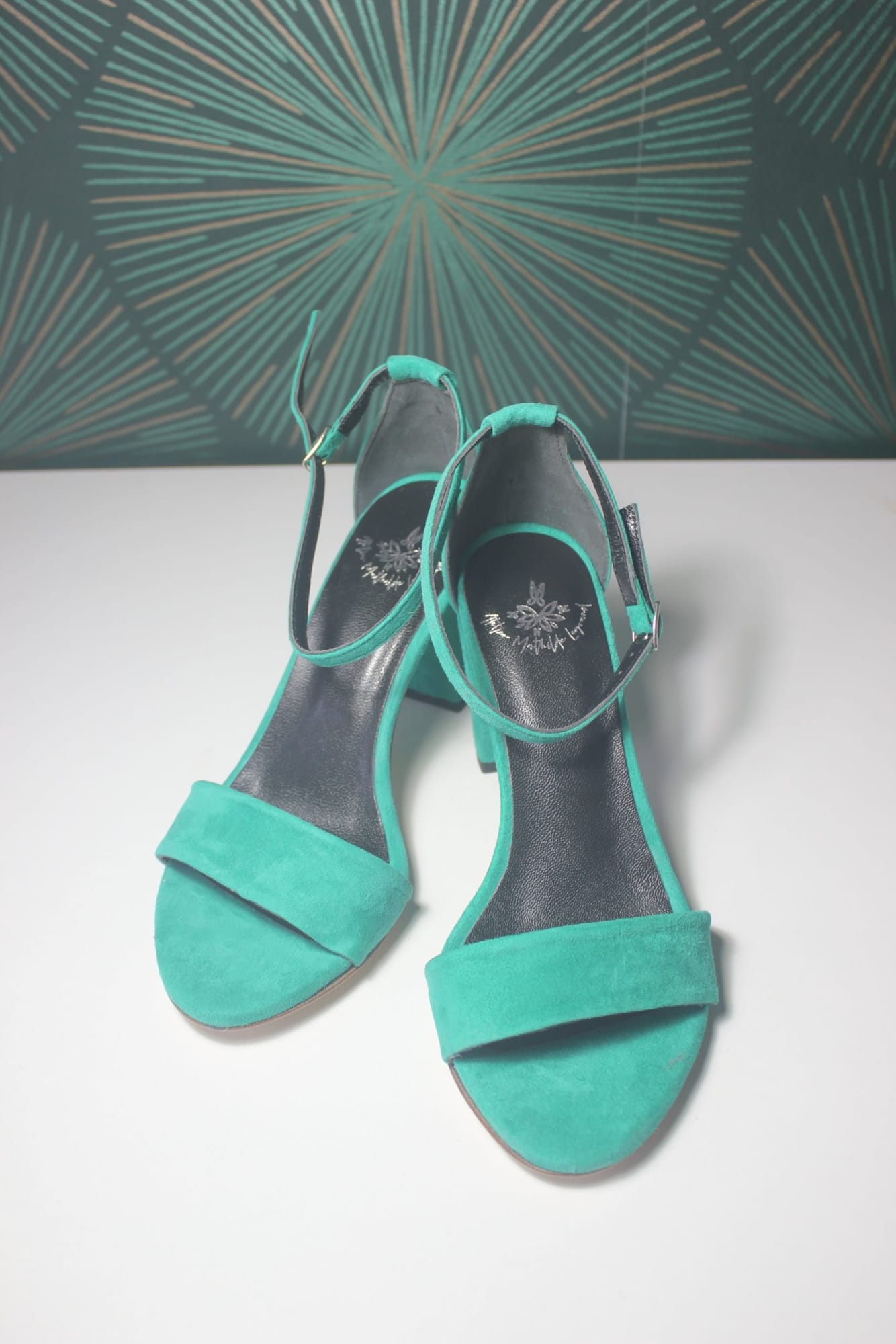 chaussures de mariage originales colorees brodees