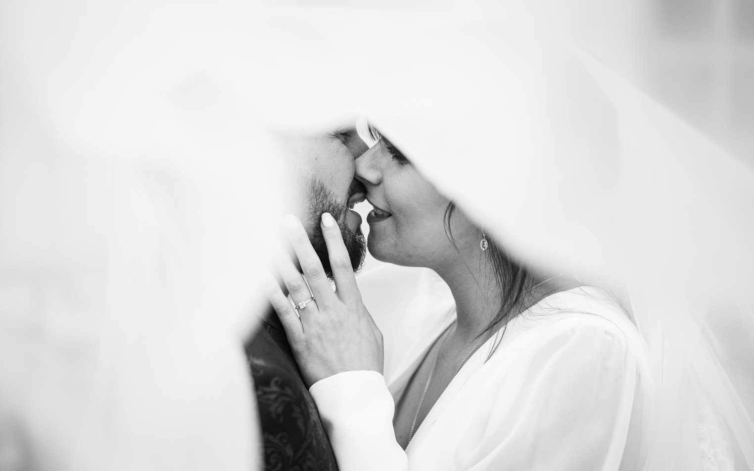 le premier baiser des amoureux videaste mariage