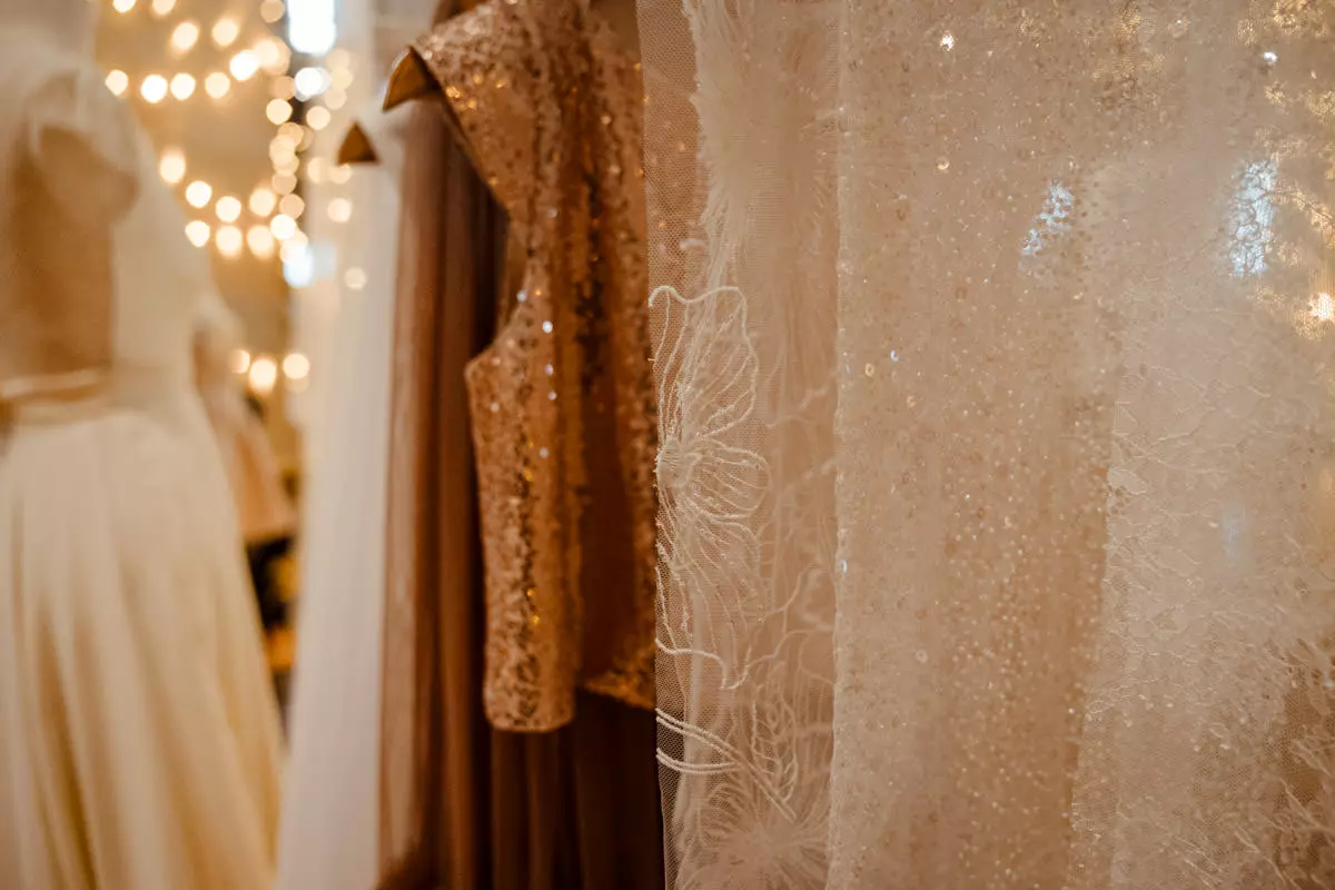 ensemble top jupe mariage paillettes le mans