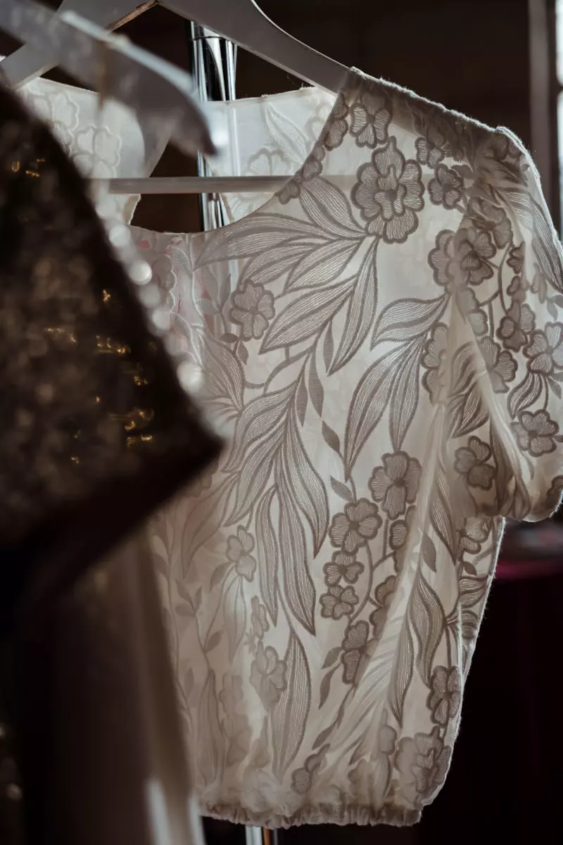 top dentelle mariage mariee maine et loire
