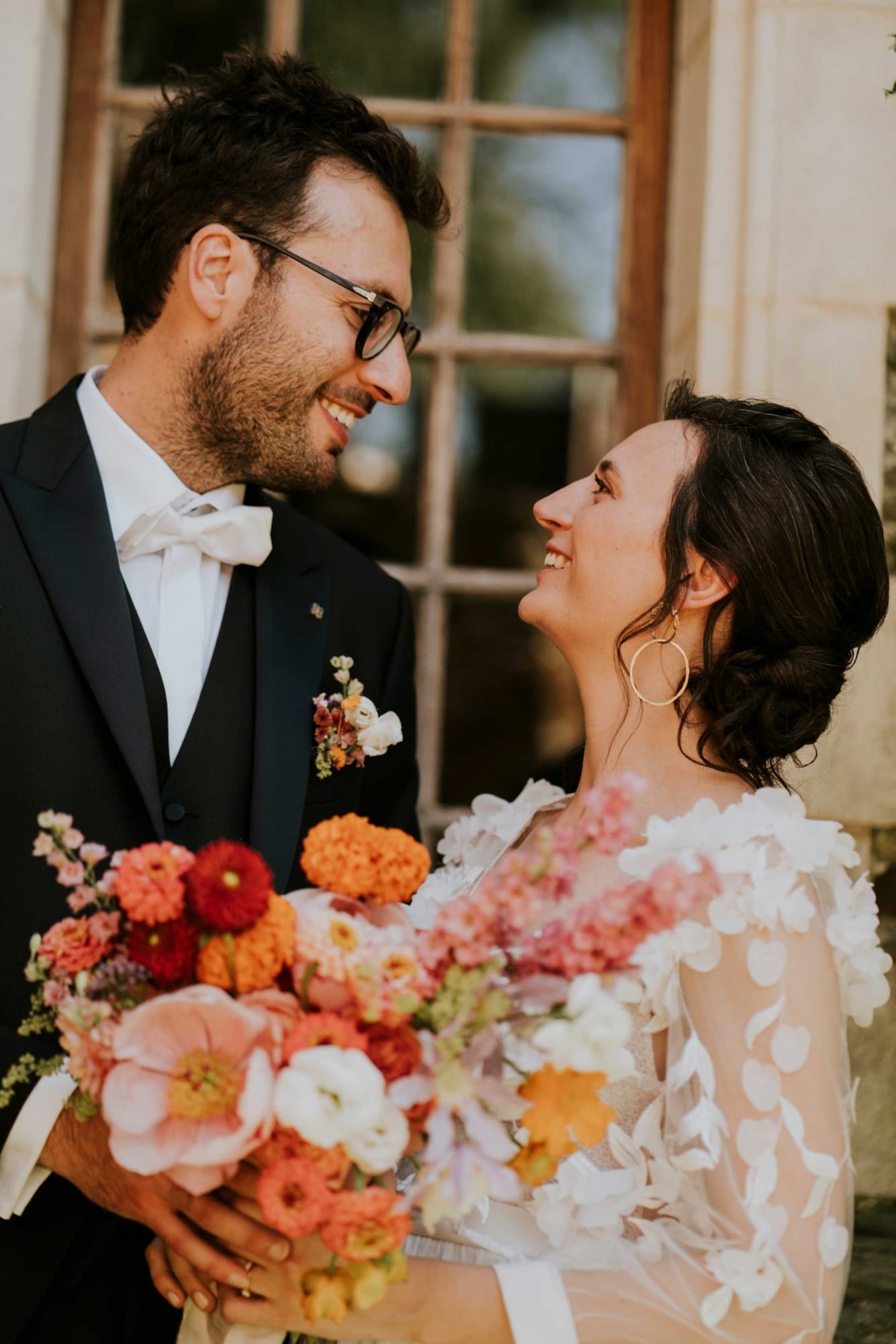 bouquet de fleurs de mariage colore fleuriste nantes