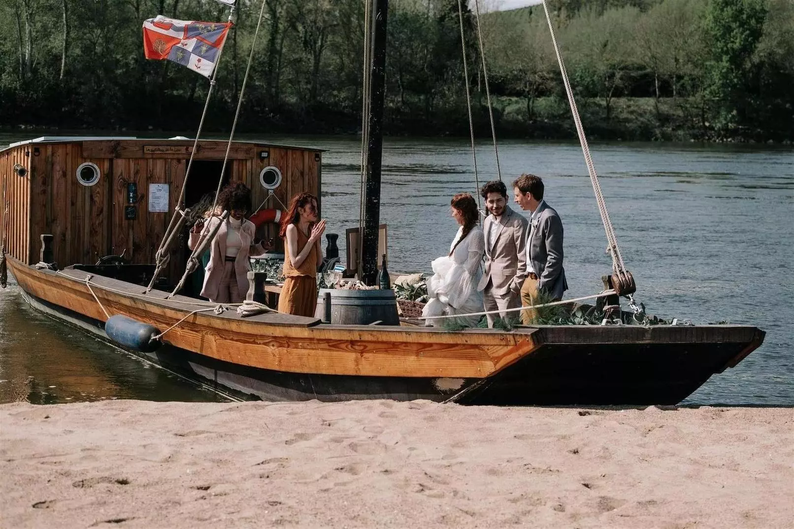 mariage bord de loire location bateau