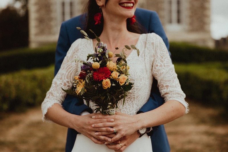 bouquet fleurs mariee robe de mariee