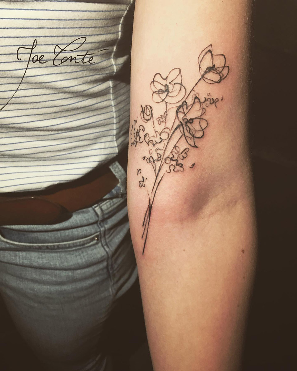 tatouage fleuri pays de la loire
