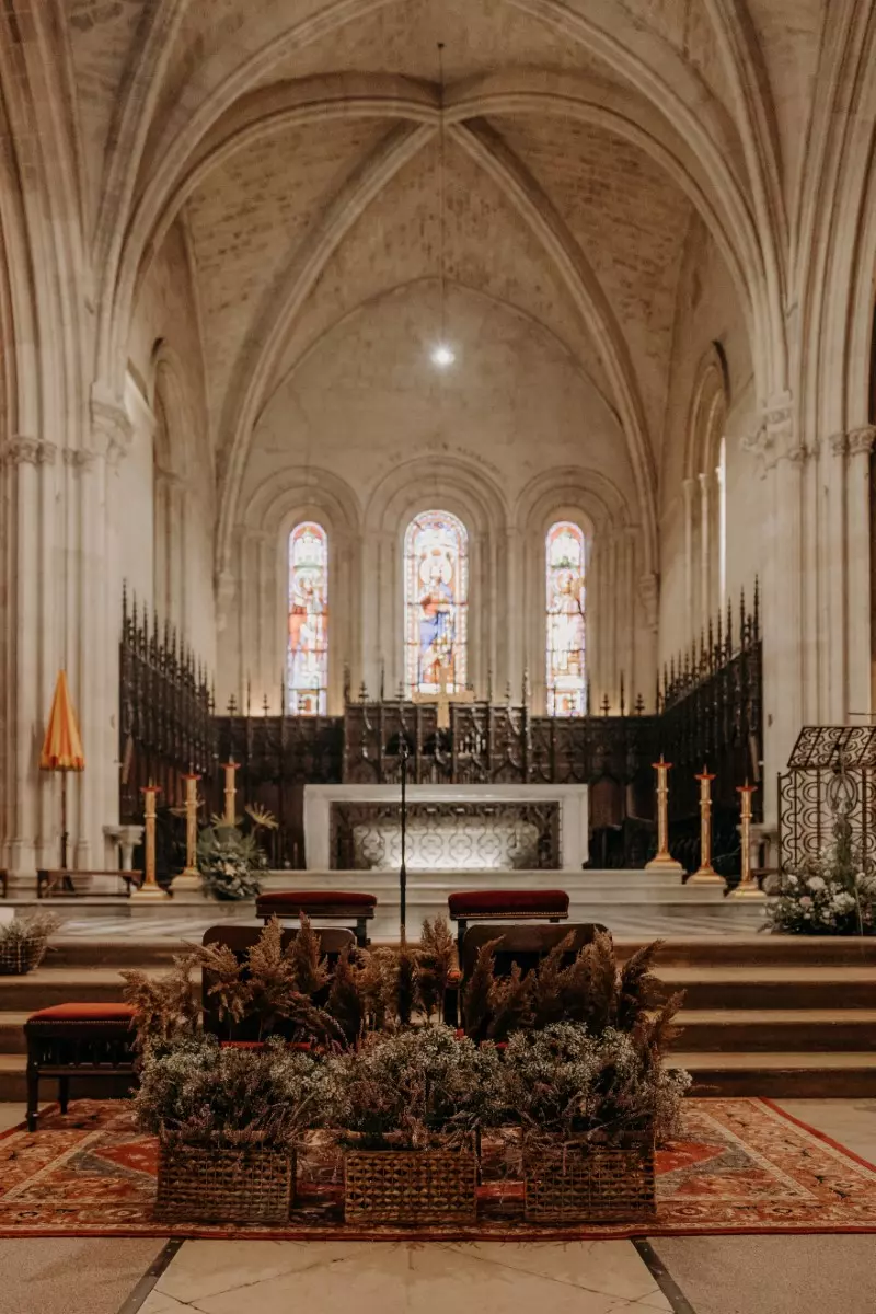 decoration eglise mariage fleurs