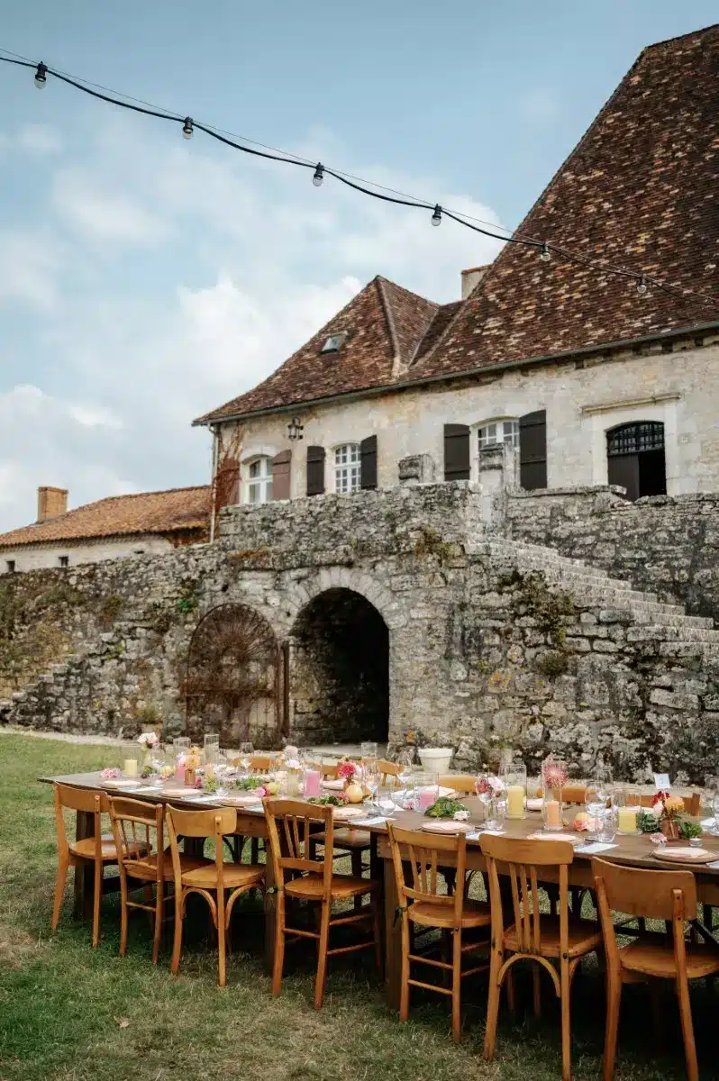 decoration table diner exterieur mariage