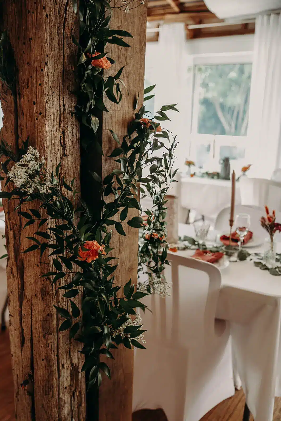 decoration florale poutres mariage angers