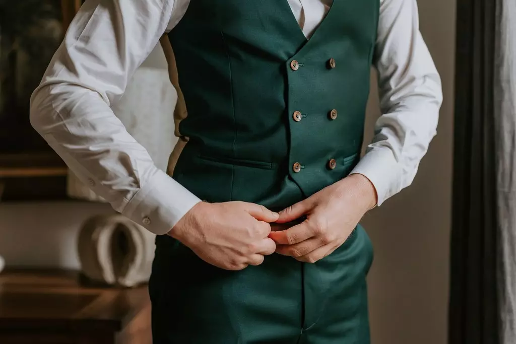 costume temoin vert maine et loire