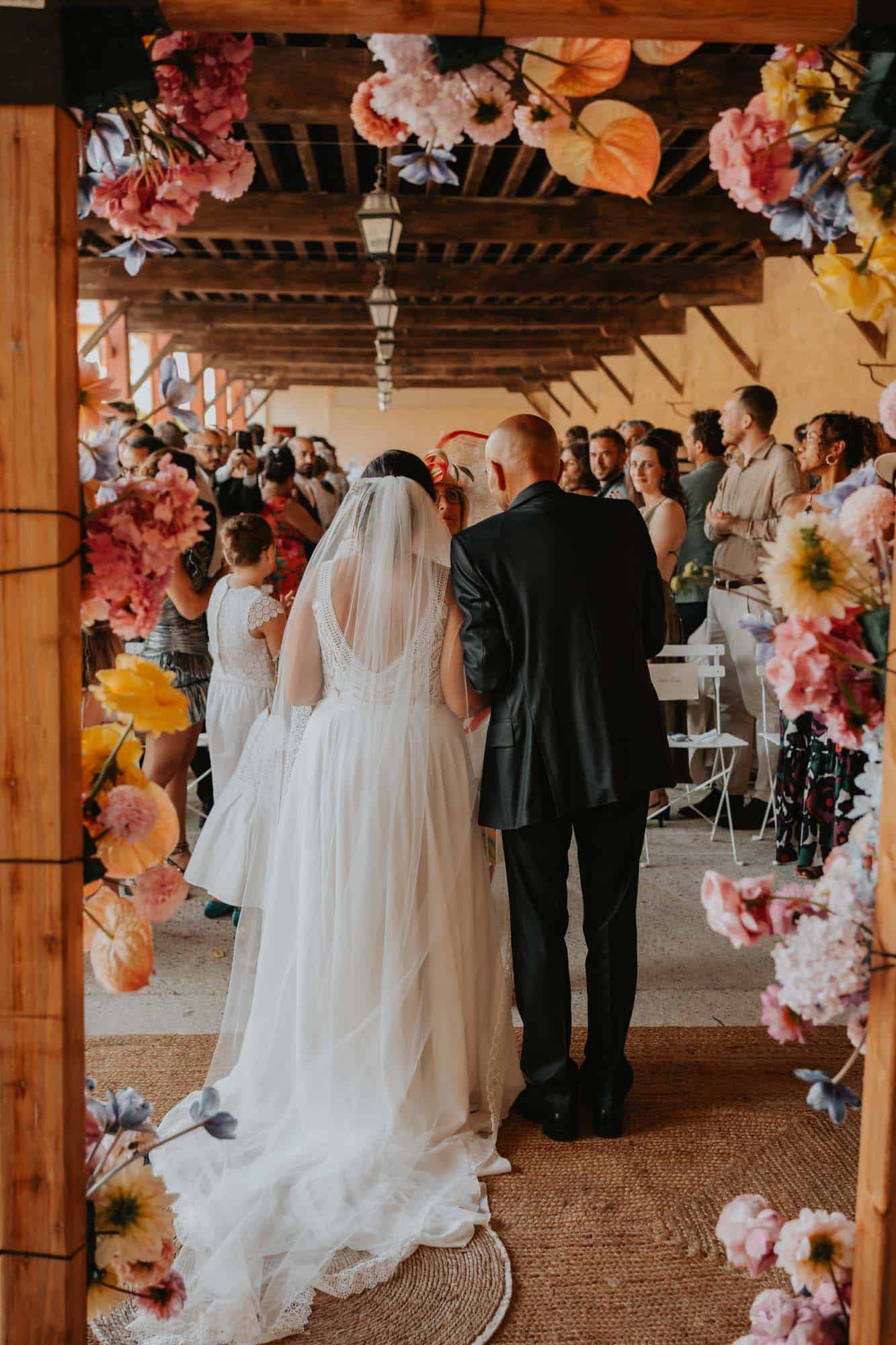 entrée mariée cérémonie mariage