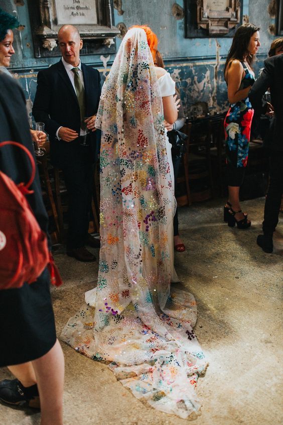 voile de mariee perles tendances 2025